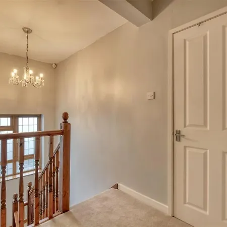 Premium 4br Family W/ Garden Annex And Gym Casa vacanze *