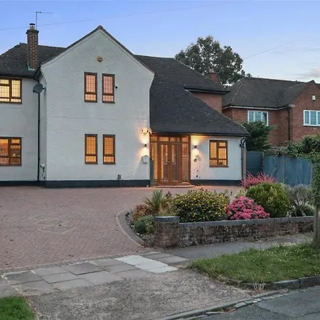 Premium 4br Family W/ Garden Annex And Gym Casa vacanze
